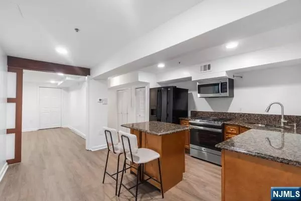 2608 Kennedy BLVD #1, Union City, NJ 07087