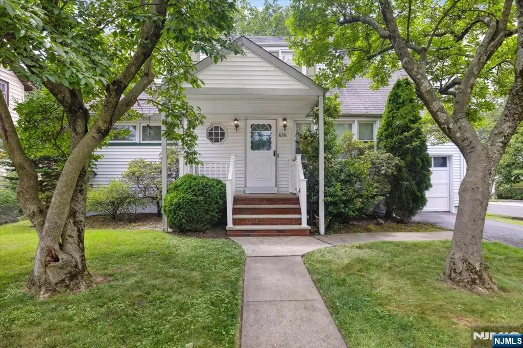 Teaneck, NJ 07666,636 Tilden AVE