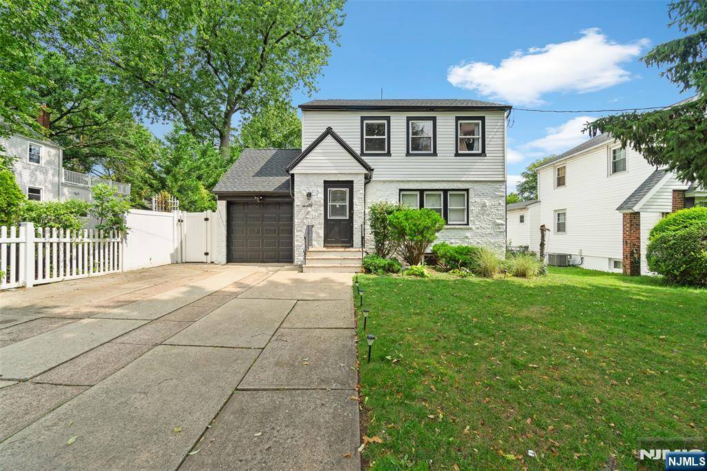 Teaneck, NJ 07666,49 Walnut ST
