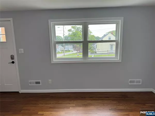 Rockaway Boro, NJ 07866,34 Chester AVE