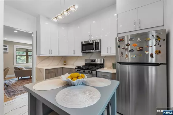 Fort Lee, NJ 07024,1255 Anderson AVE #14