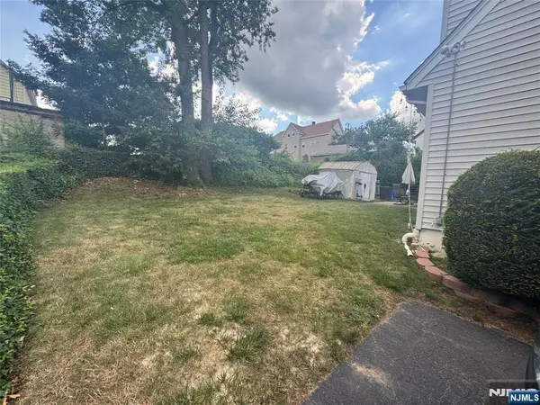 Passaic, NJ 07055,29 Poplar ST