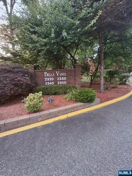 2330 Linwood AVE #2B, Fort Lee, NJ 07024