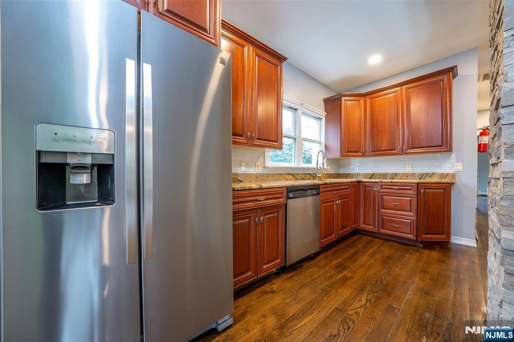 Lodi, NJ 07644,167 Hamilton AVE