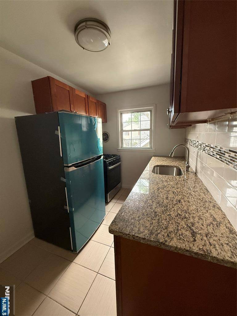 Teaneck, NJ 07666,171-183 Fort Lee RD #183-2B
