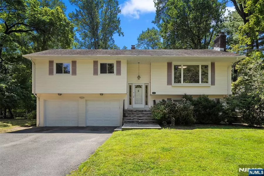 356 Allendale AVE, Allendale, NJ 07401