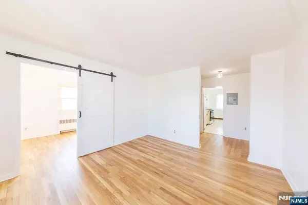 North Arlington, NJ 07031,55 Schuyler AVE #20