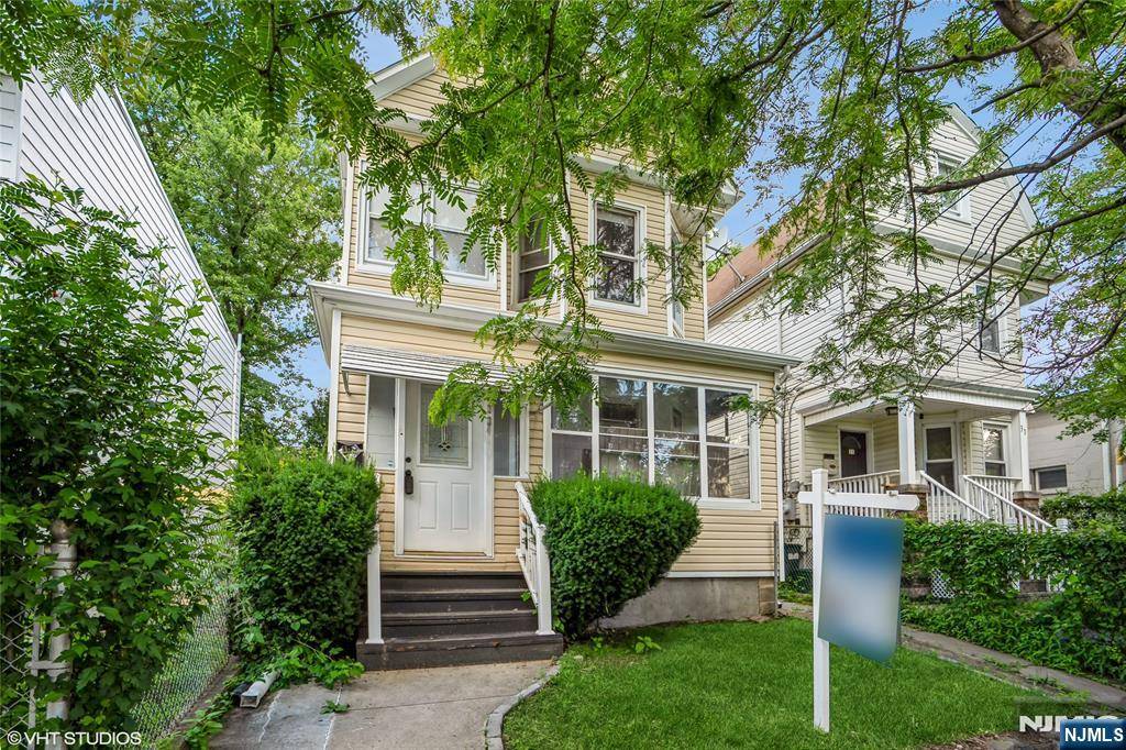 33 Liberty ST, West Orange, NJ 07052