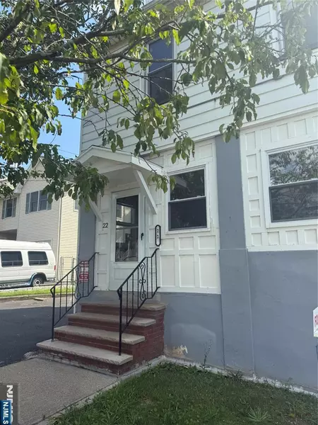 22 McKinley AVE #2, Lodi, NJ 07644