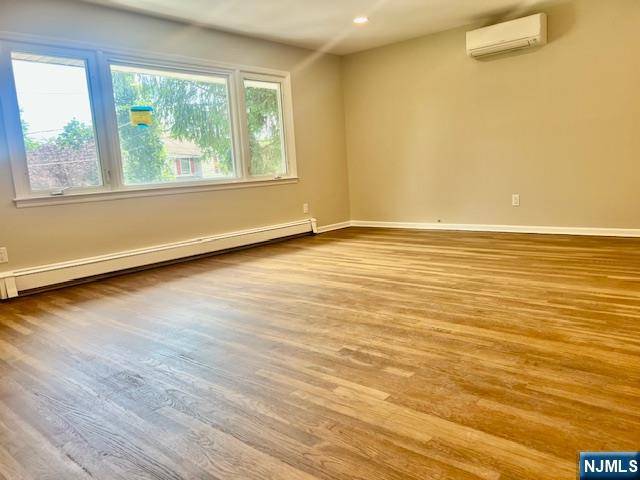 Ridgefield Park, NJ 07660,126 3rd ST