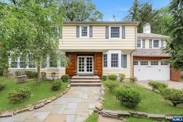 278 Maple ST, Haworth, NJ 07641