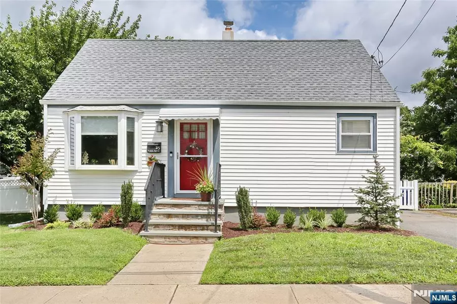 25 Parker AVE, Hawthorne, NJ 07506