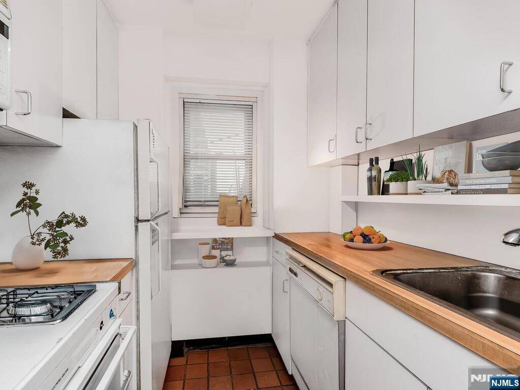 Manhattan, NY OTHER,333 E 66th ST #12