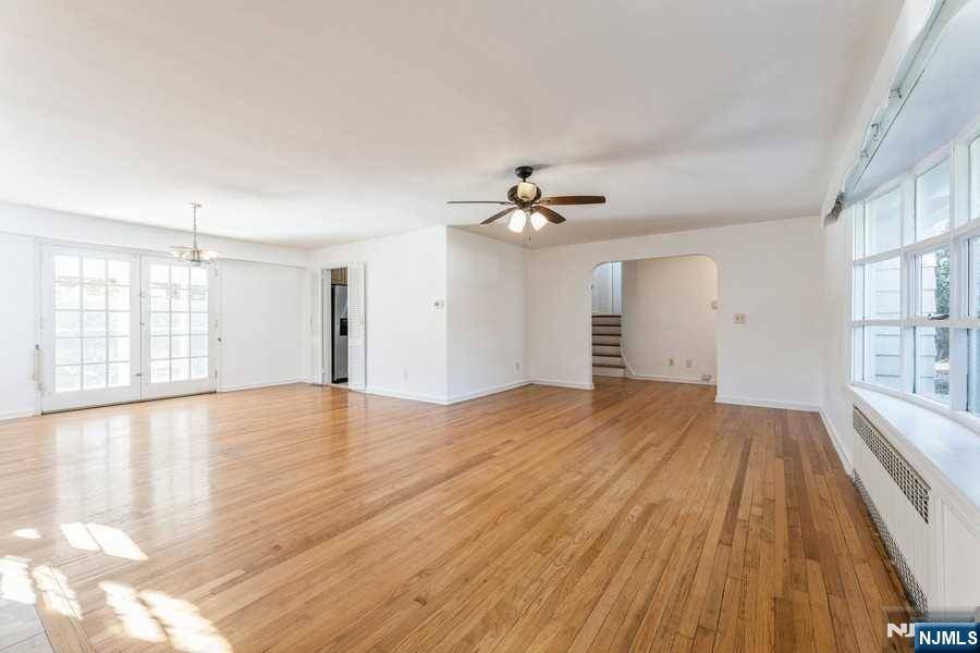 Closter, NJ 07624,104 High ST
