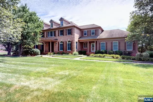 365 Mine Brook RD, Far Hills, NJ 07931