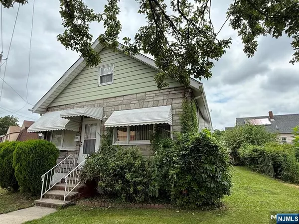569 McBride AVE, Woodland Park, NJ 07424