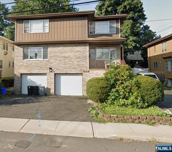 424 Myrtle AVE, Fort Lee, NJ 07024