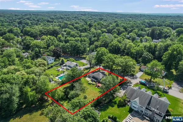 Wyckoff, NJ 07481,535 Richard PL