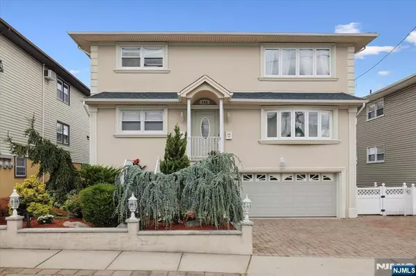 103 Maitland PL, Garfield, NJ 07026