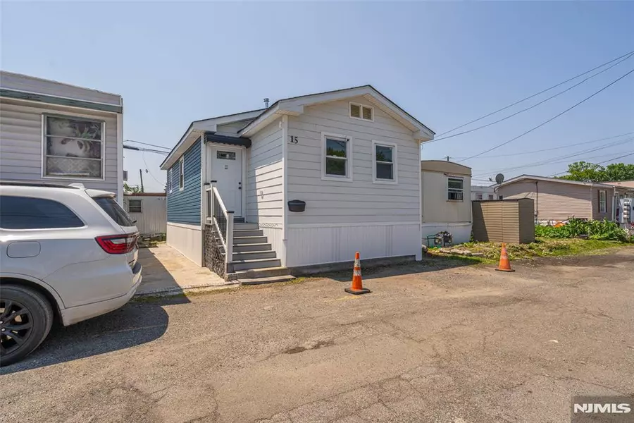 15 Spruce, Moonachie, NJ 07074