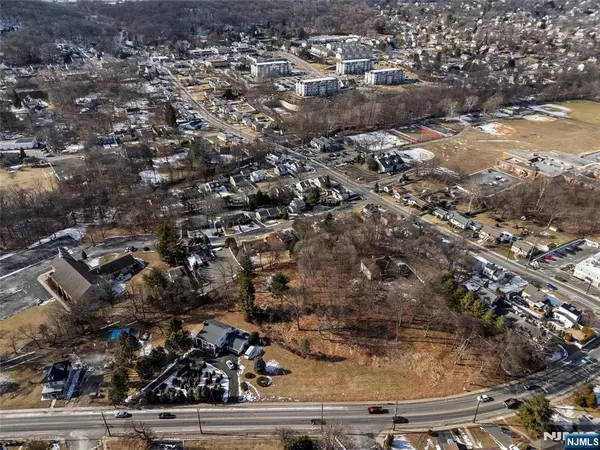 North Haledon, NJ 07508,409 High Mountain RD