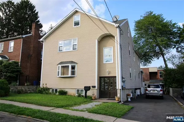 15 CLIFF ST, Haledon, NJ 07508