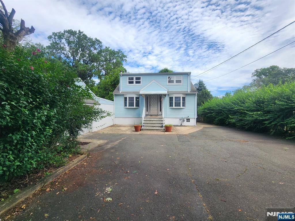 119 North Haledon AVE, North Haledon, NJ 07508