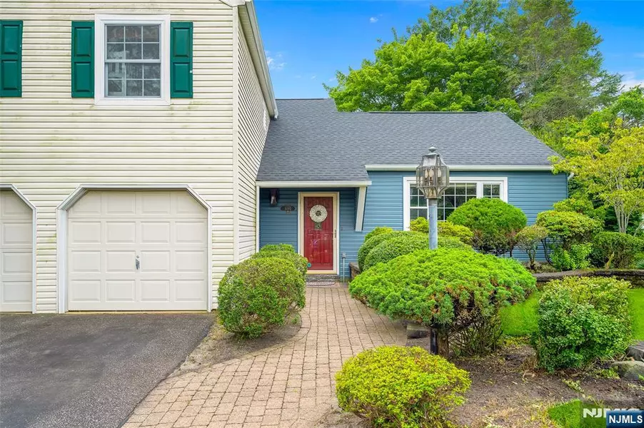 1095 Bandon RD, Toms River, NJ 08753