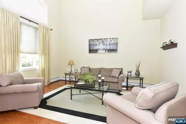 Twp Of Washington, NJ 07676,268 West PL