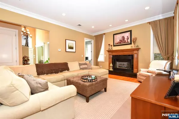 Twp Of Washington, NJ 07676,268 West PL