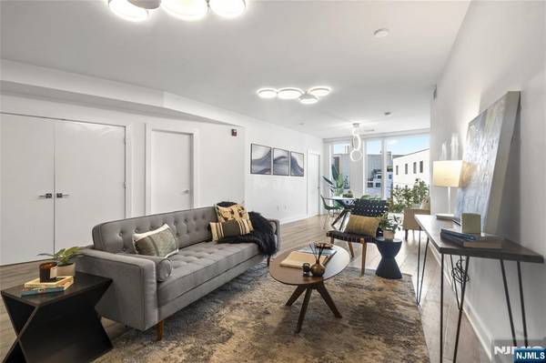 367 3rd ST #401, Jersey City, NJ 07302