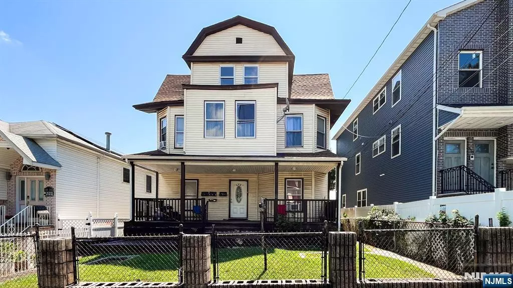 Newark, NJ 07112,308 Chadwick AVE