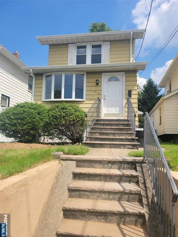 614 10th ST, Lyndhurst, NJ 07071