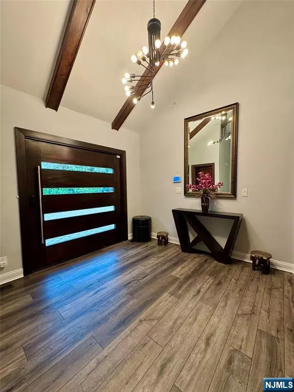 North Caldwell, NJ 07006,18 Fairview DR