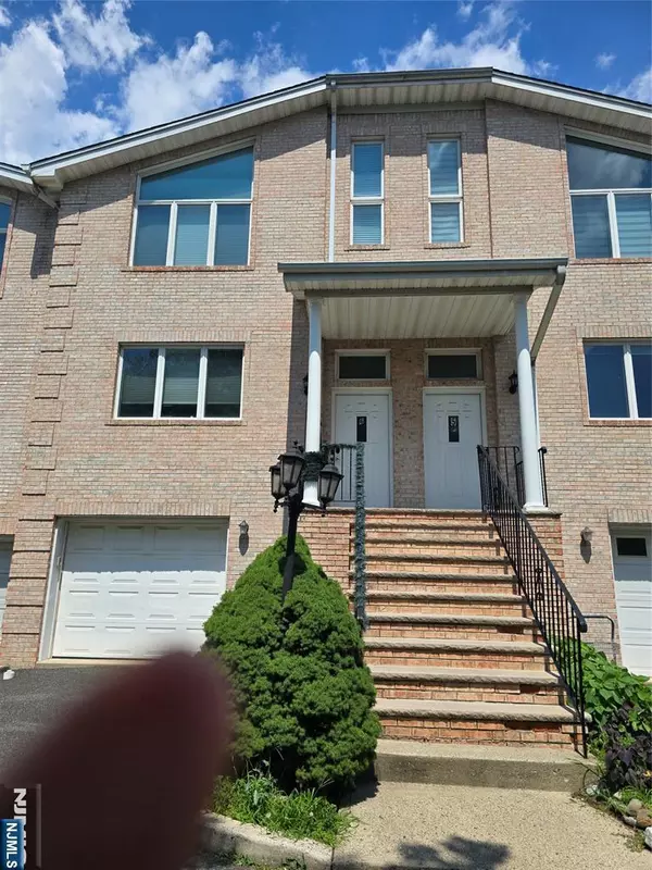 531 Broad AVE #6, Palisades Park, NJ 07650