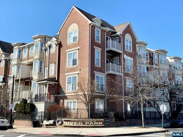 Harrison, NJ 07029,200 Dey ST #260