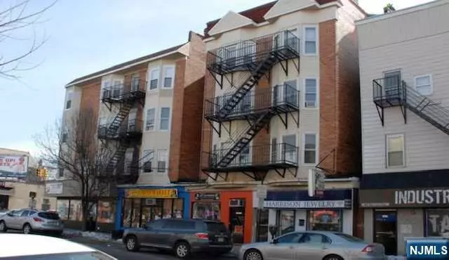Harrison, NJ 07029,239-243 Harrison AVE #APT8