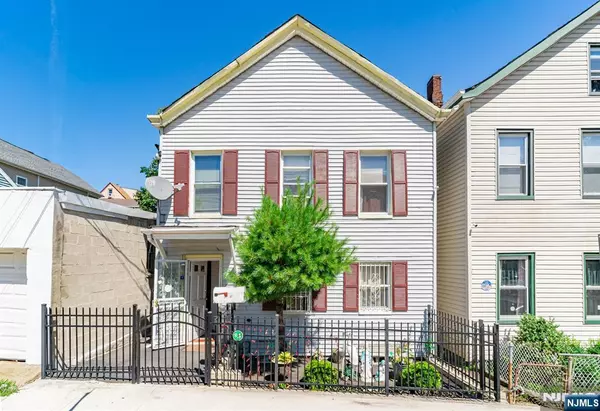 29 Dover ST, Paterson, NJ 07501