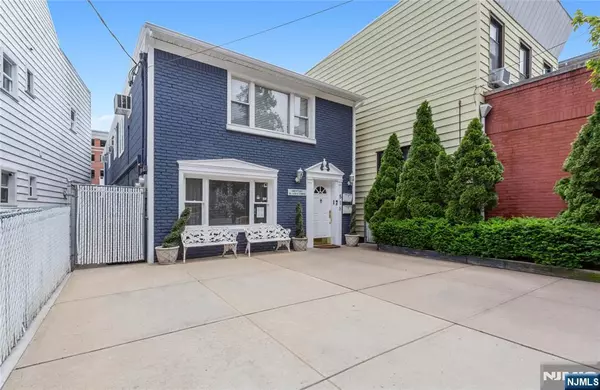 Union City, NJ 07087,518 34th ST