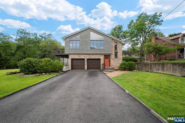 115 Zotti AVE, Old Tappan, NJ 07675