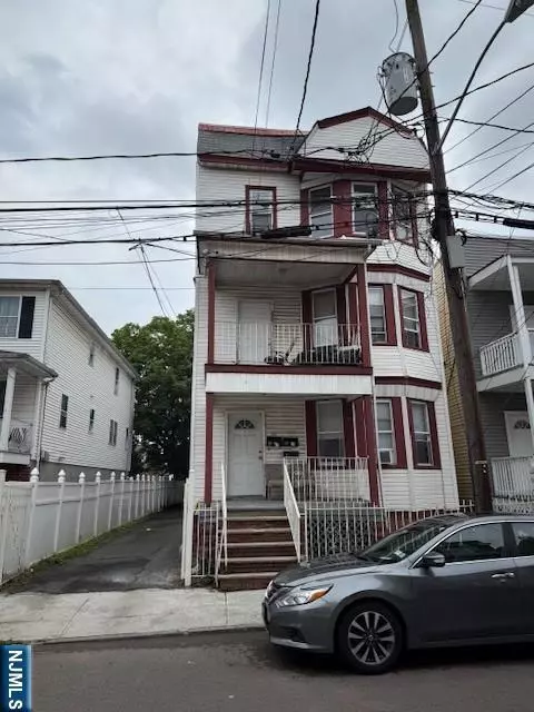 Newark, NJ 07112,420 Jelliff AVE