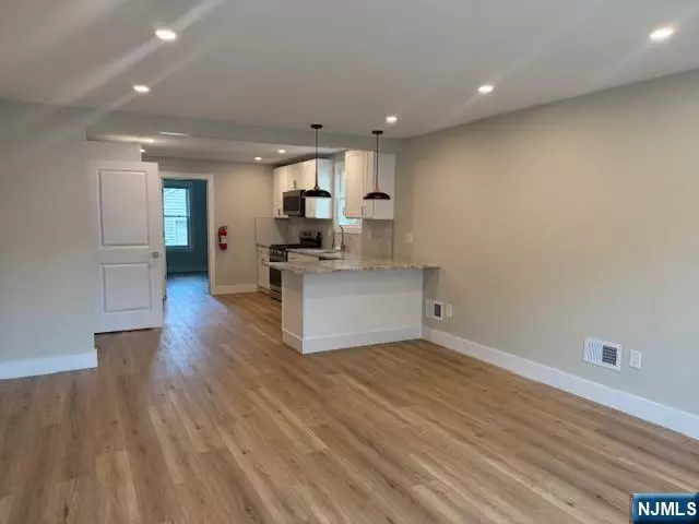 368 Rutherford BLVD #1, Clifton, NJ 07014