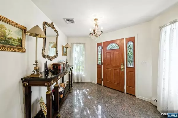 Hillsdale, NJ 07642,7 Stony Ridge DR