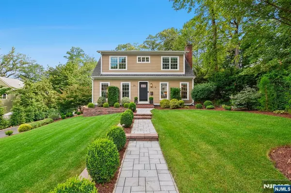 West Orange, NJ 07052,71 Fairview AVE