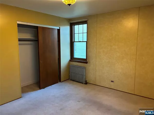 Harrison, NJ 07029,415-417 Hamilton ST #2nd floor