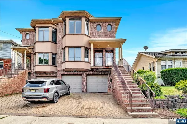 682 Greeley AVE #C, Fairview, NJ 07022