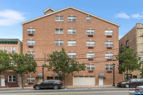 1720 New York AVE #503, Union City, NJ 07087
