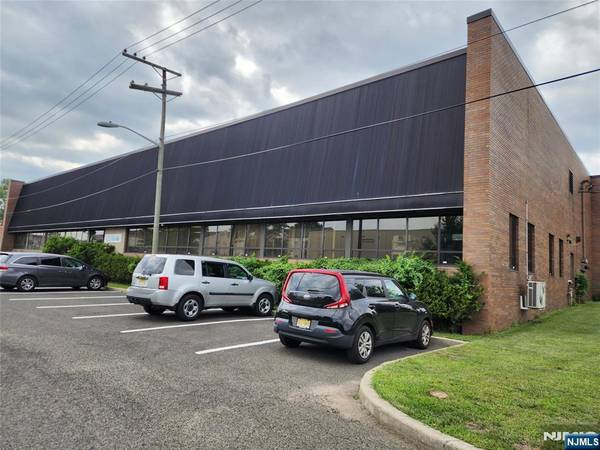 170 Roosevelt PL #A, Palisades Park, NJ 07650