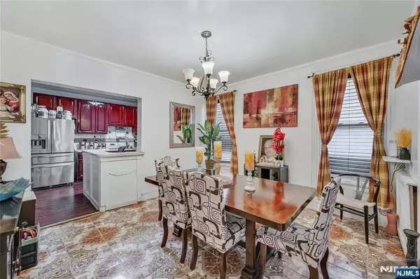 Jersey City, NJ 07307,111 North ST