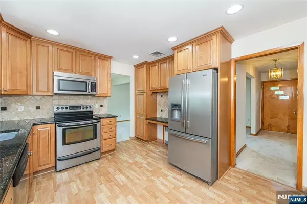 Montville Township, NJ 07045,3 Greenridge DR